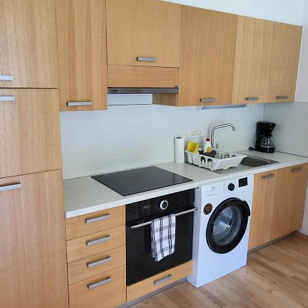 Apartma Runi Pod Zlato Lisico Pekre Exterior foto