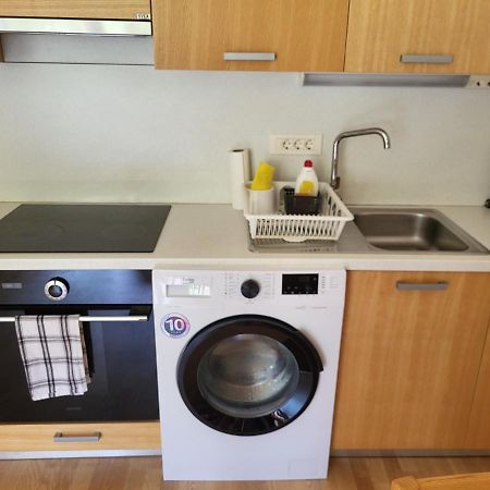 Apartma Runi Pod Zlato Lisico Pekre Exterior foto