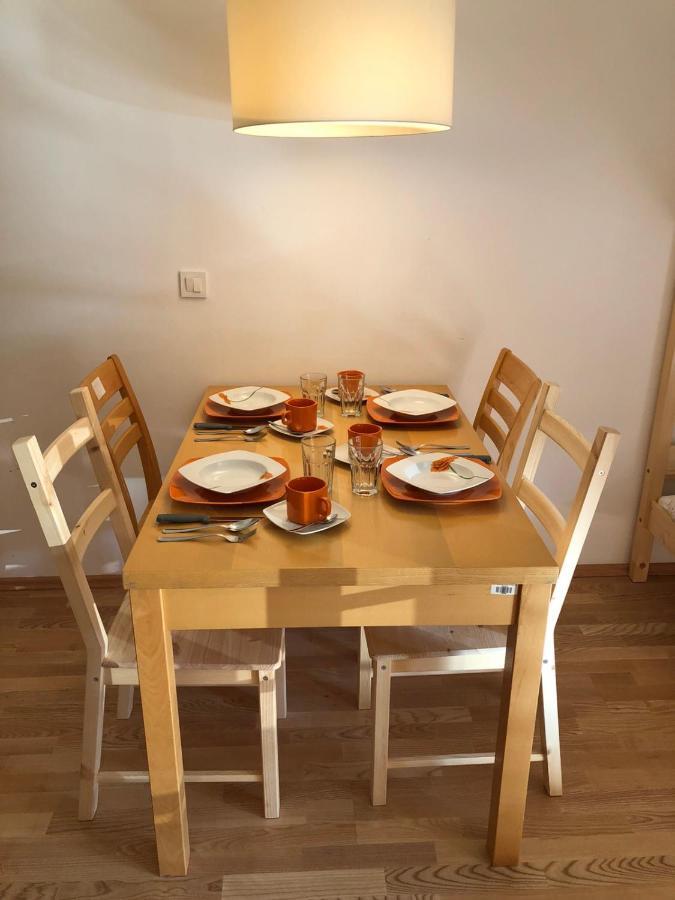Apartma Runi Pod Zlato Lisico Pekre Exterior foto
